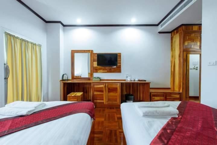 Sky View Hotel Buriram Extérieur photo
